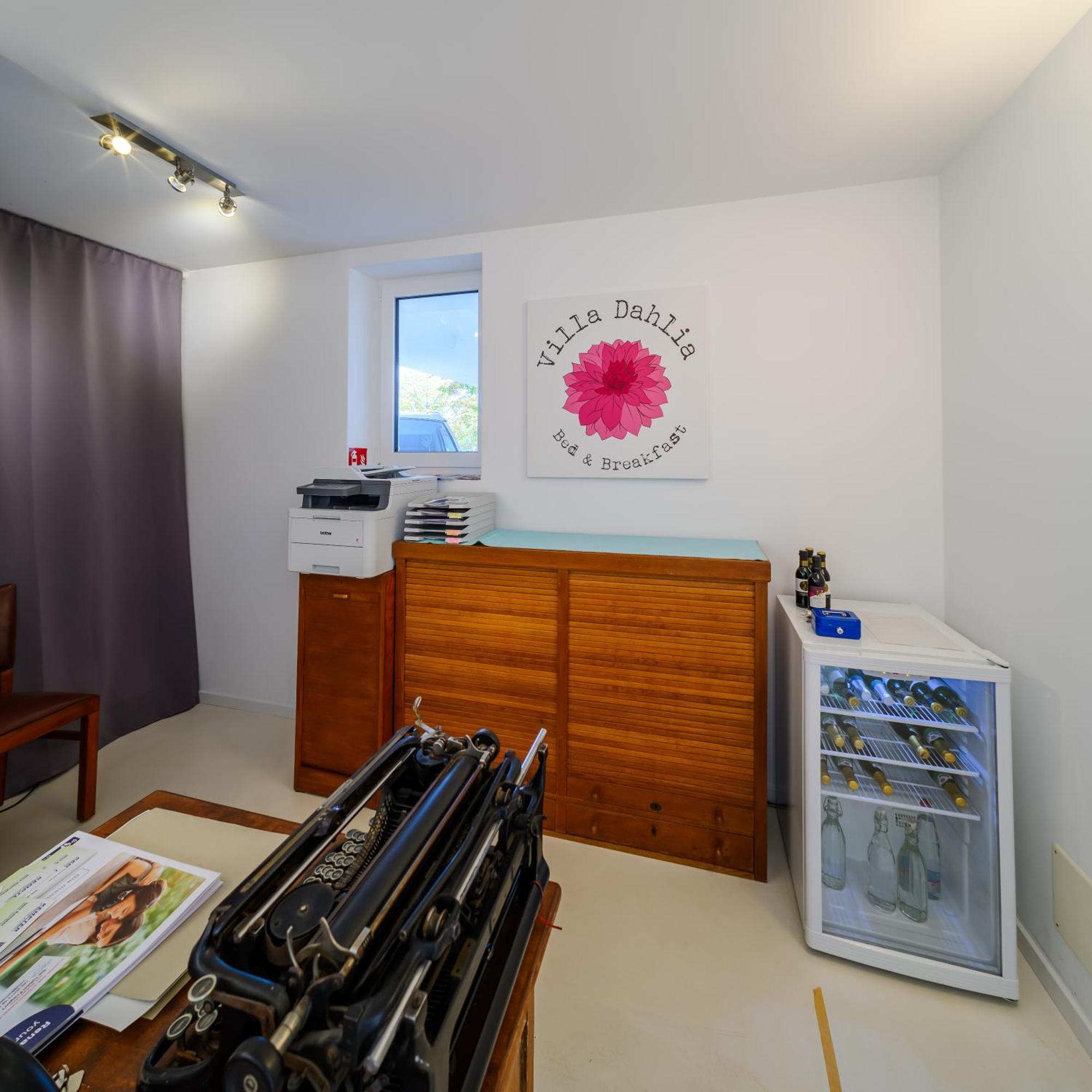 B & B Villa Dahlia Backnang Extérieur photo